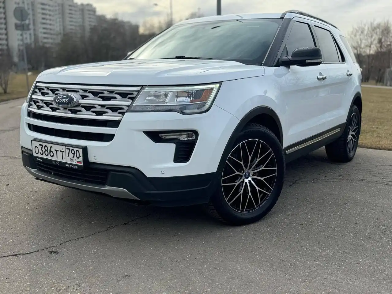 Ford Explorer 2018 года в Москве - Внедорожники (Авто) в Москва