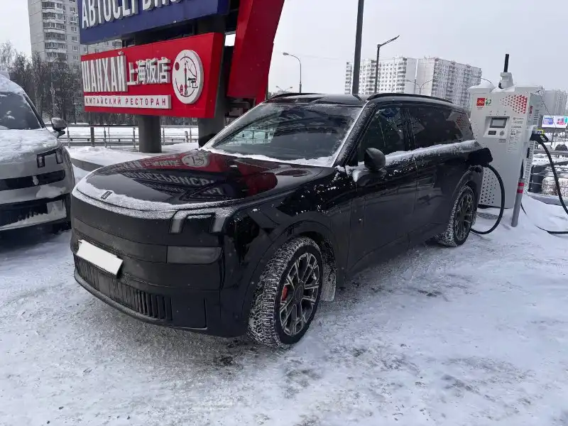 Lynk & Co 900 2025 года с пробегом 7000 км - Легковые автомобили (Авто) в Москва