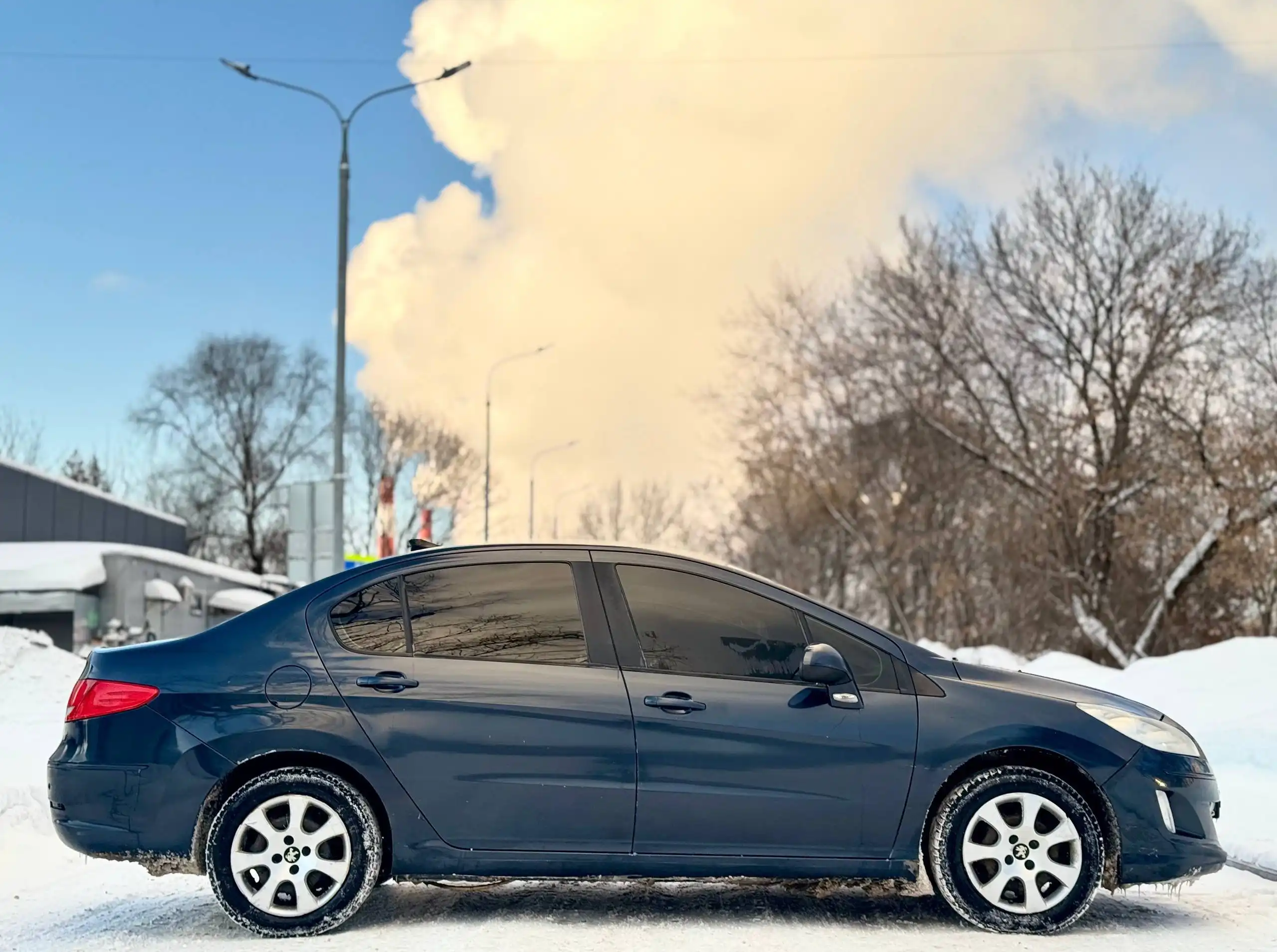 Peugeot 408 2012 г.в. с автоматом в Москве - Легковые автомобили (Авто) в Москва