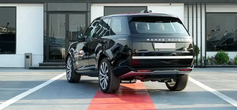 Land Rover Range Rover 2025 Autobiography - Авто в Москва