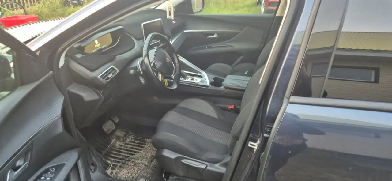 Peugeot 5008 2 поколение 2018 года - Авто в Неизвестно