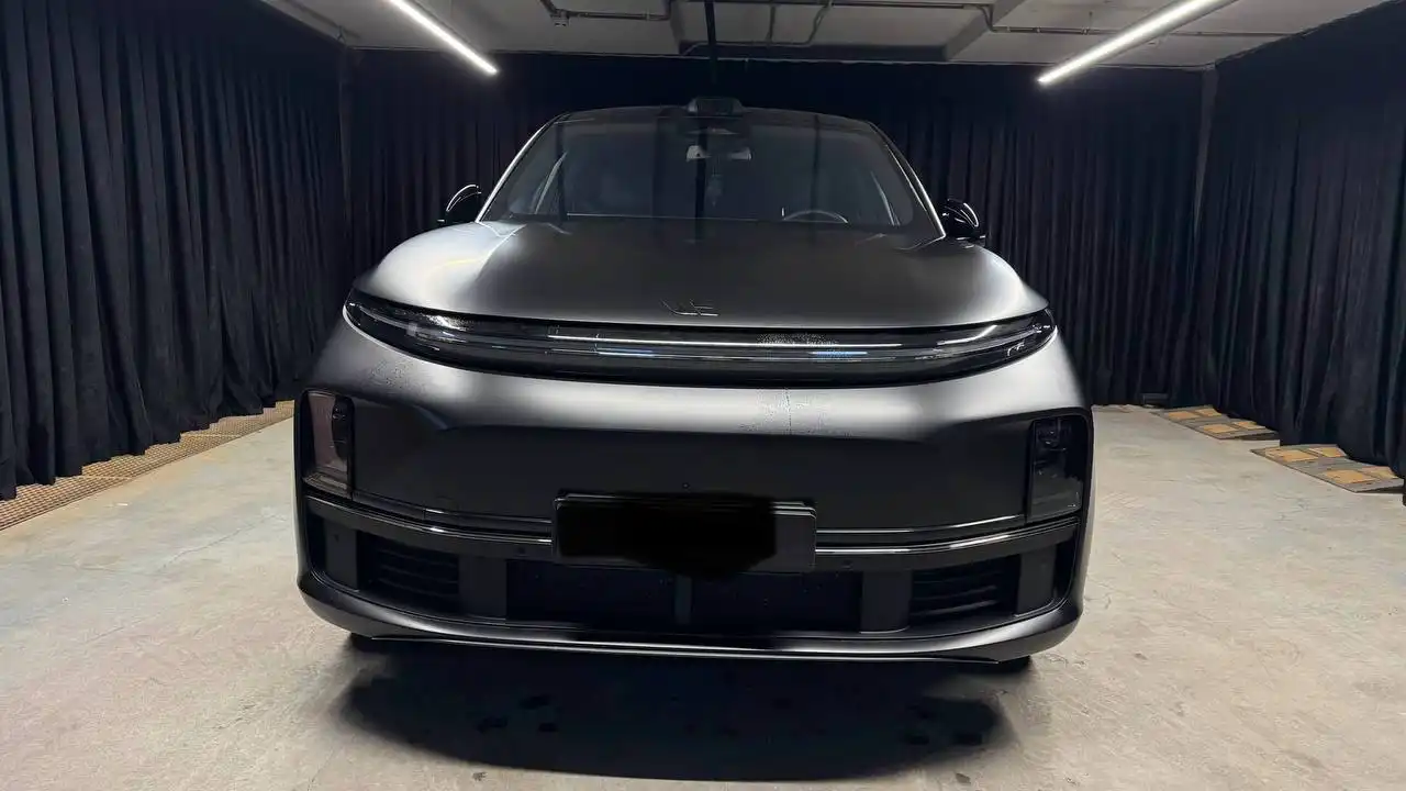 Lixiang L7 Ultra (52квт) 2024 года - Авто в Москва