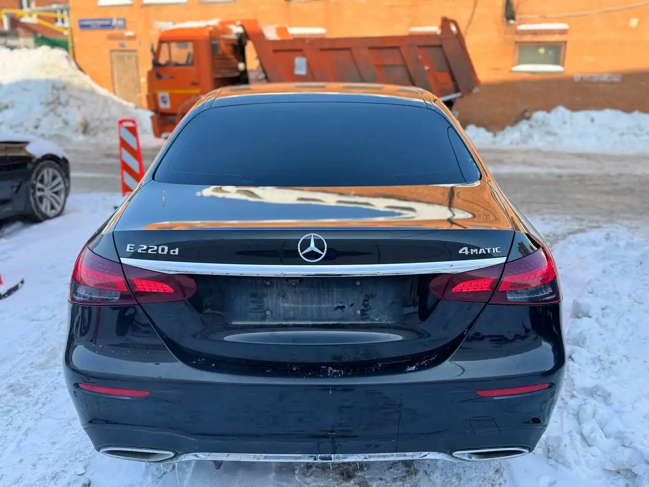 Продажа Mercedes E-Klasse w213 Рестайлинг 2020 года - Легковые автомобили (Авто) в Москва