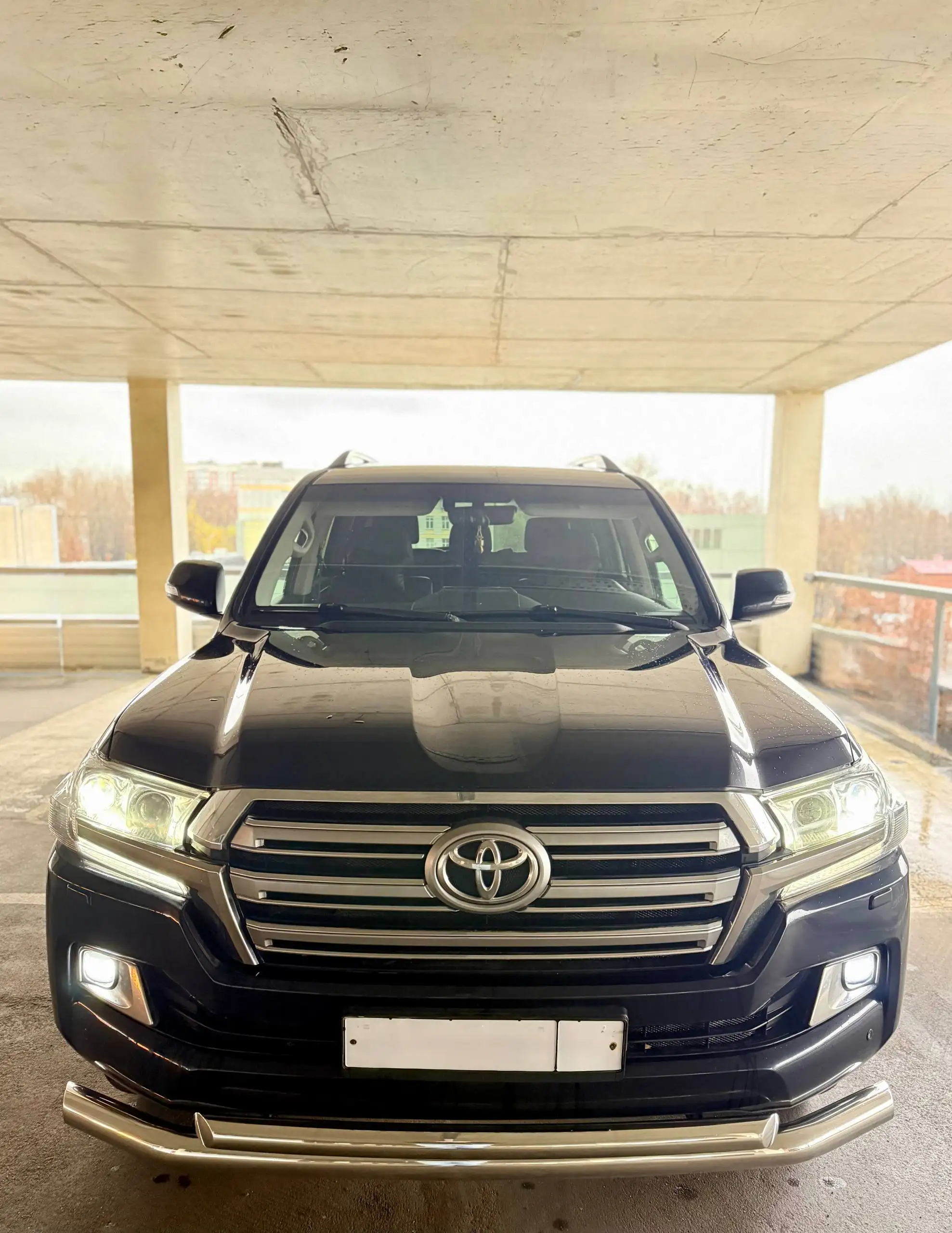 Продажа Toyota LAND CRUISER-200 2016 года - Внедорожники (Авто) в Москва