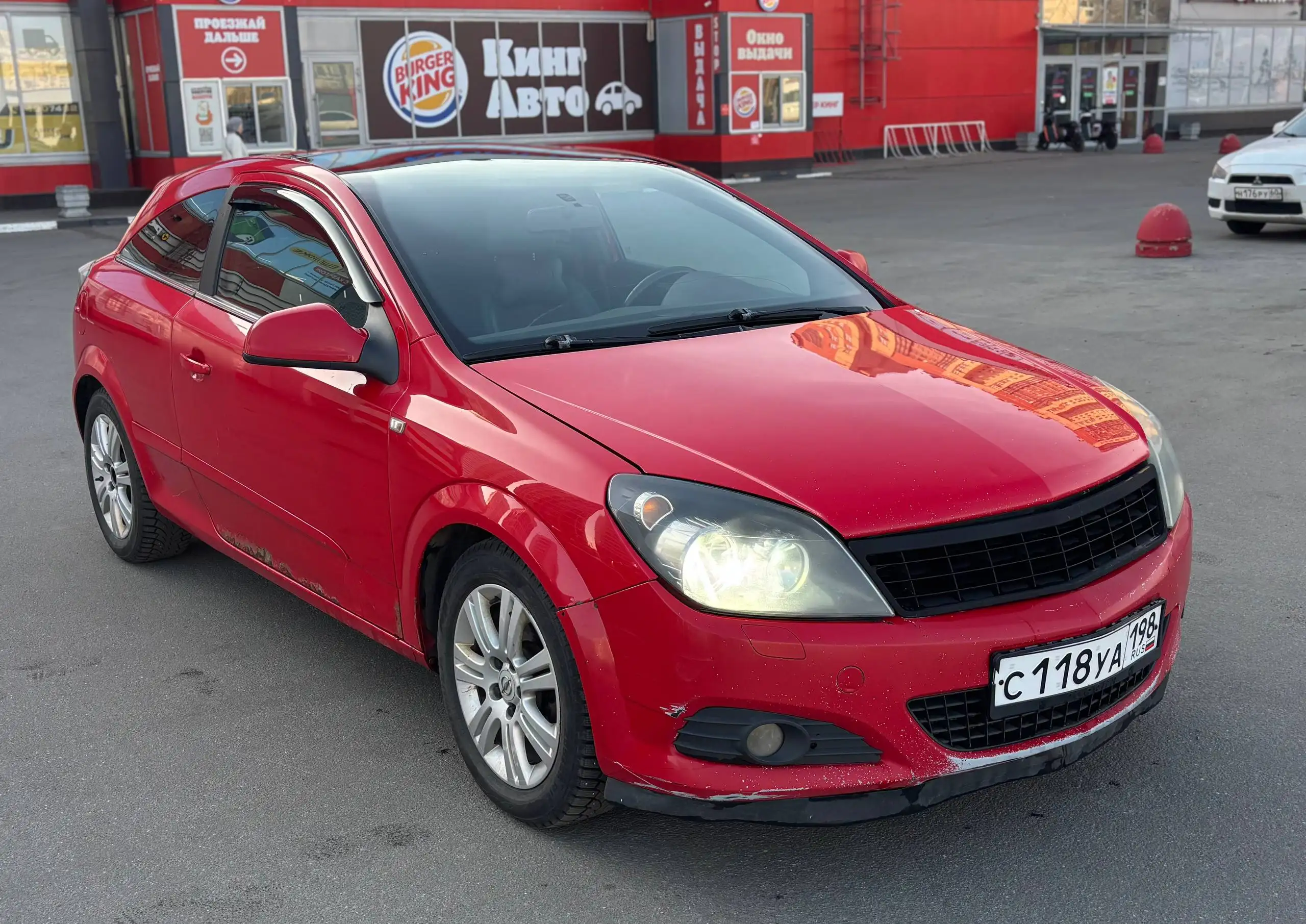 OPEL ASTRA GTC 2010г. 1.8AT - Авто в Санкт-Петербург
