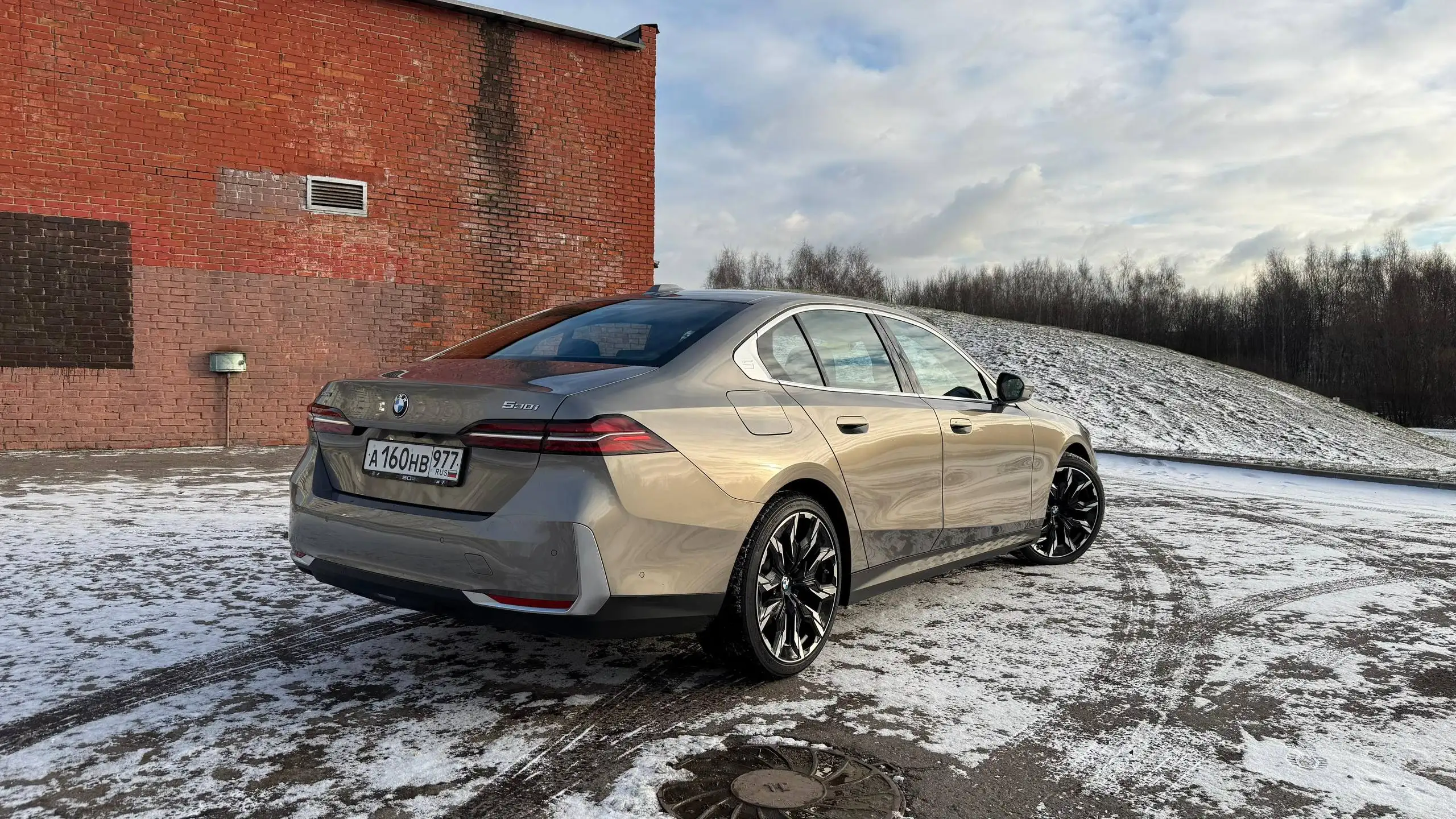 BMW 530i AT xDrive 2024 года - Легковые автомобили (Авто) в Москва