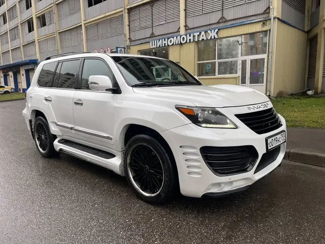 Продажа Lexus LX570 2013 года - УАЗ Патриот в Москва