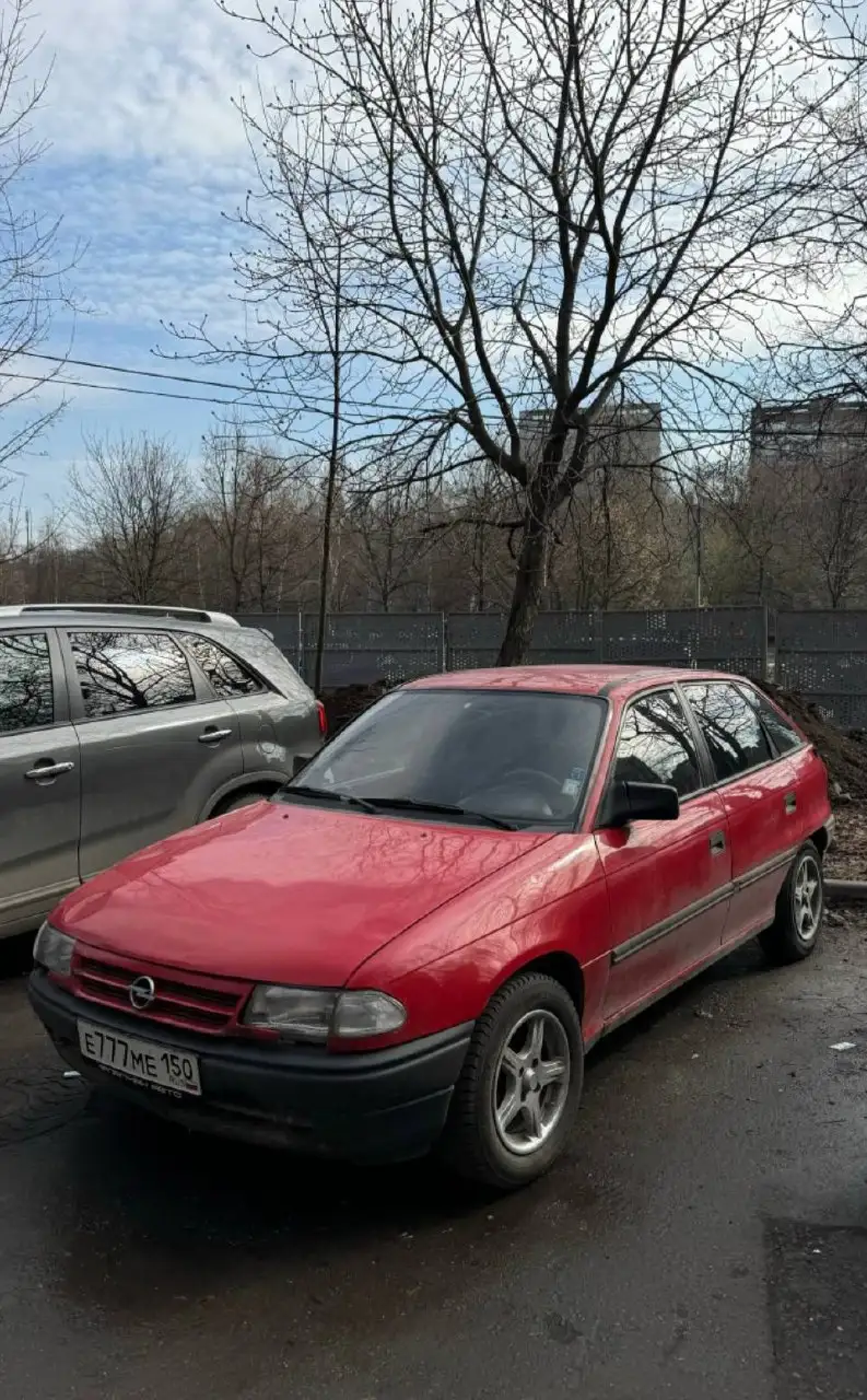 Продажа Opel Astra 1992 года - Авто в Москва