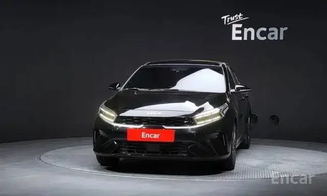Продажа KIA K3 2023 года из Южной Кореи - Выкуп автомобилей в Владивосток