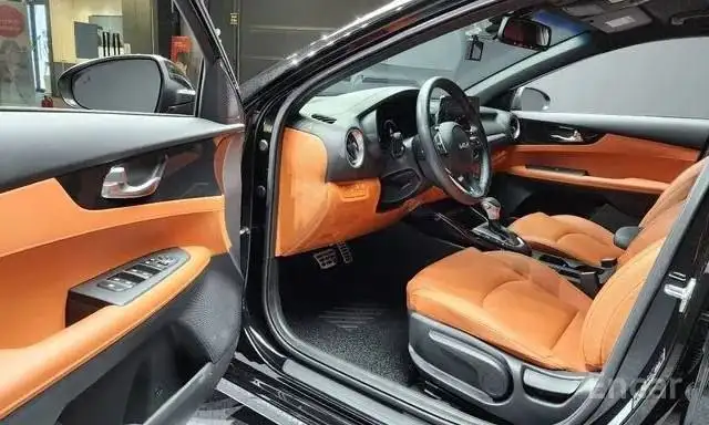 Продажа KIA K3 2023 года из Южной Кореи - Легковые автомобили (Авто) в Владивосток