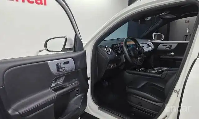 MERCEDES-BENZ GLB 200d 2020 из Южной Кореи - Легковые автомобили (Авто) в Санкт-Петербург