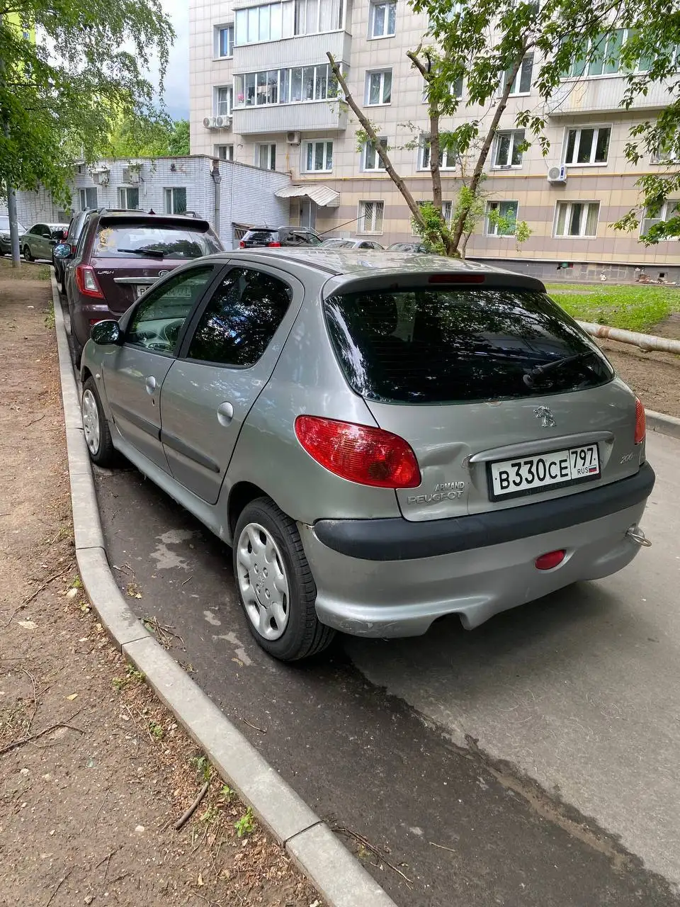 Peugeot 206, 2003, 1.4 л, АКПП, требуется ремонт - Легковые автомобили (Авто) в Москва