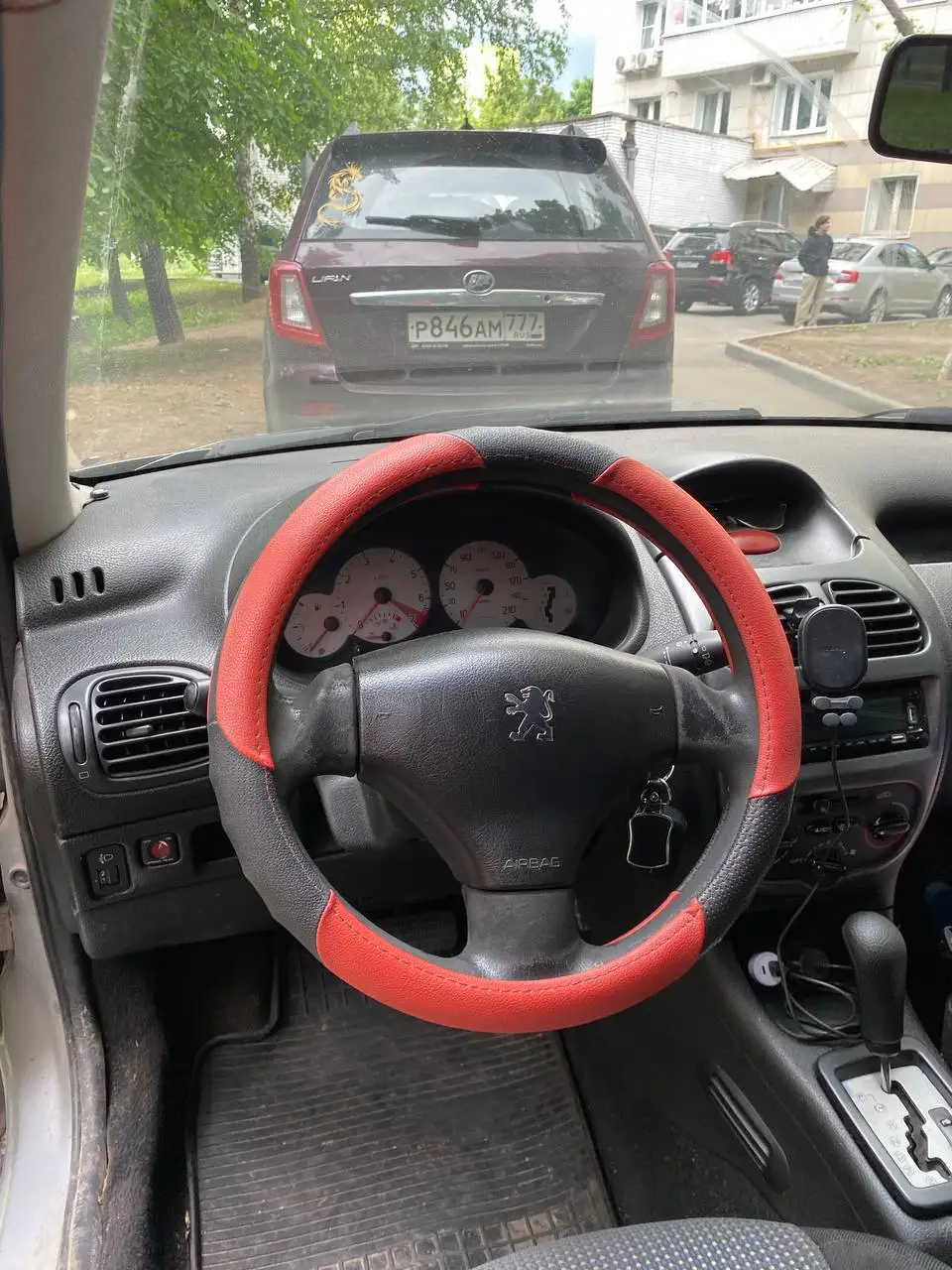 Peugeot 206, 2003, 1.4 л, АКПП, требуется ремонт - Легковые автомобили (Авто) в Москва