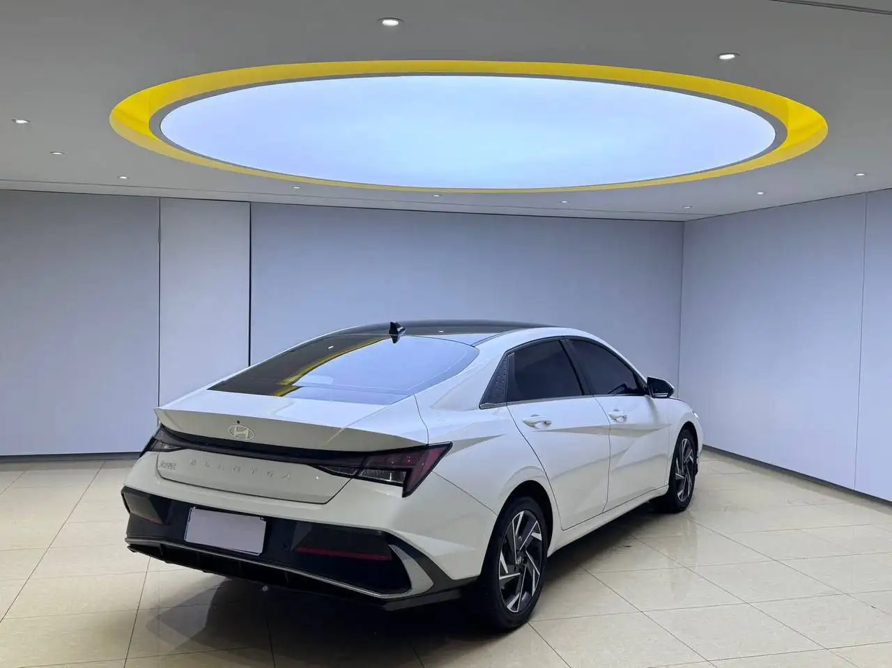 Hyundai Elantra 2023 из Китая - Легковые автомобили (Авто) в Краснодар