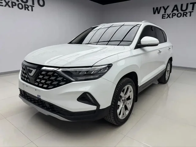 JETTA VS5 2022 года из Китая - Автозапчасти и аксессуары в Краснодар