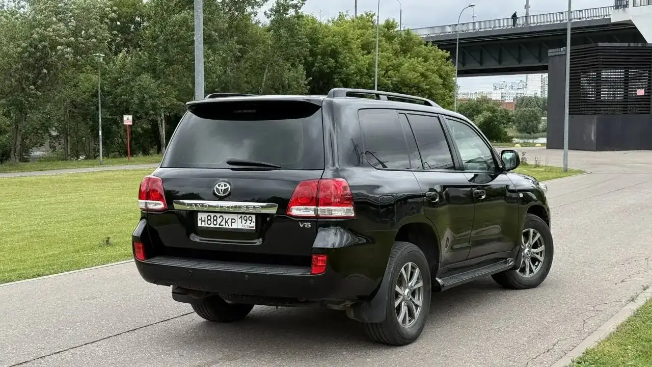 Toyota Land Cruiser 2008 - Внедорожники (Авто) в Москва