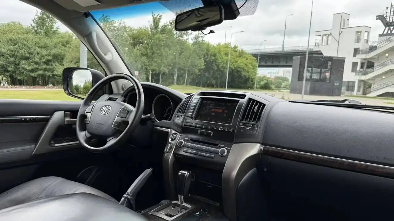 Toyota Land Cruiser 2008 - Внедорожники (Авто) в Москва
