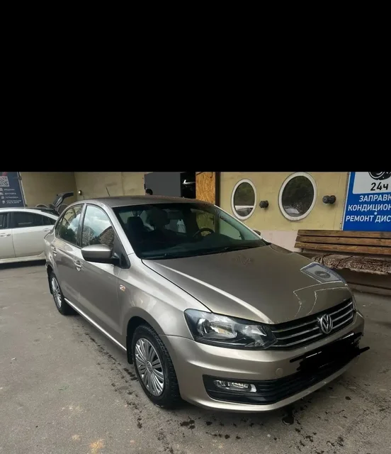 Volkswagen Polo 2016 - Hyundai Accent в Москва