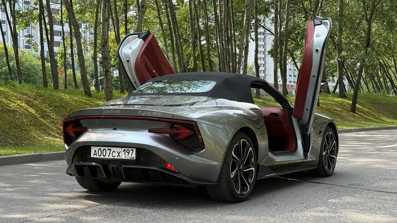 MG Cyberster 544 л.с. АТ 2025 - Электромобили (Авто) в Москва