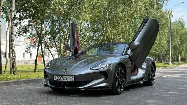 MG Cyberster 2025 4WD, 4000 км - Автономеры в Москва