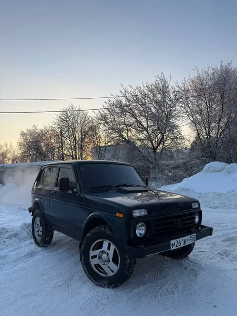 Продажа автомобиля Нива OFF-ROAD 2002 года выпуска - Автозапчасти в Брянск