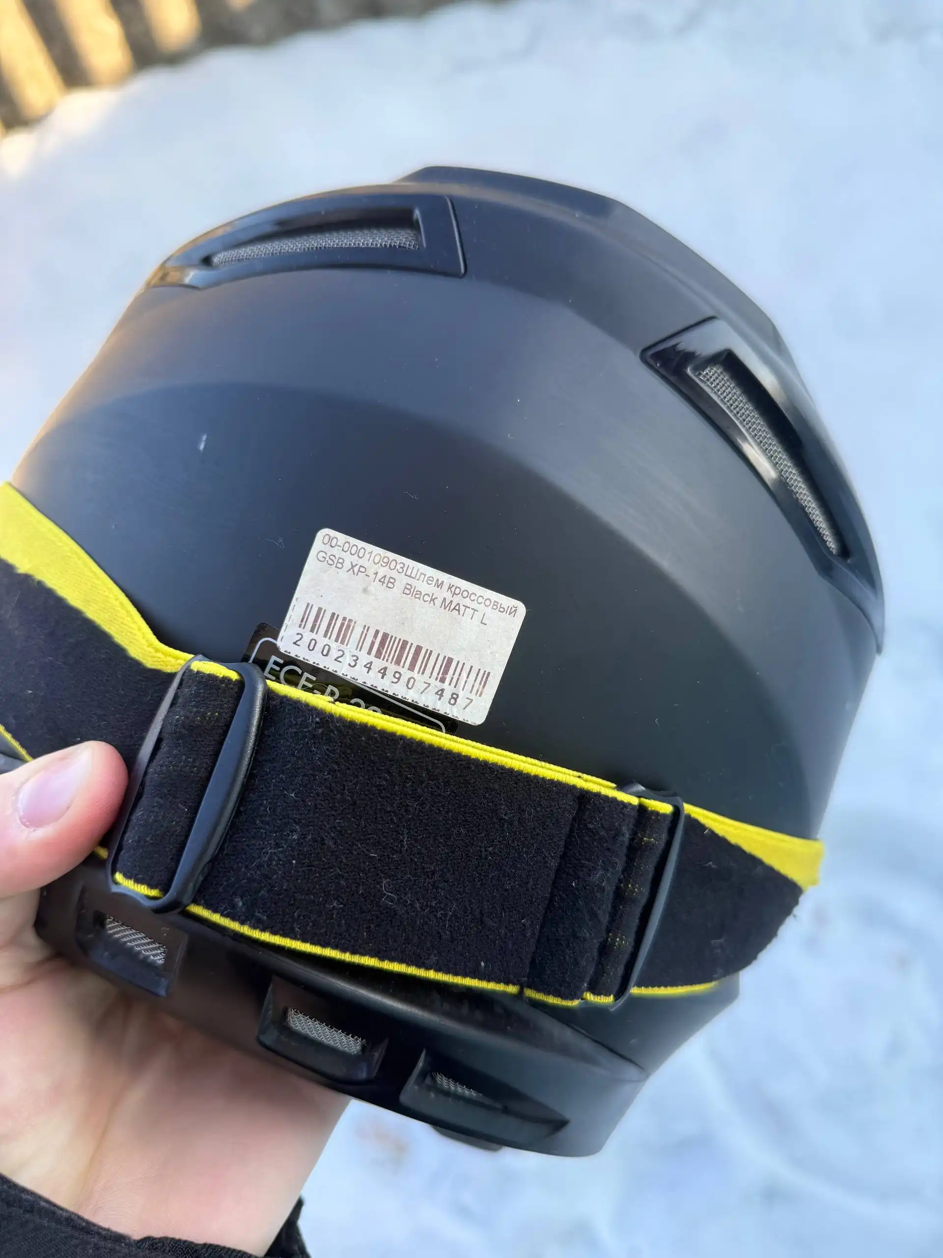 Продажа шлема размера L - Барахолка в Неизвестно