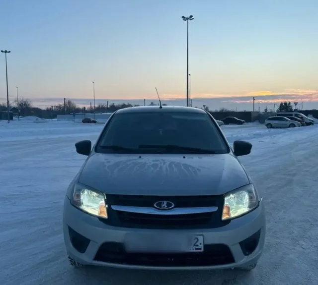 Продажа Lada Granta 2014г 1.6 - Авто в Неизвестно
