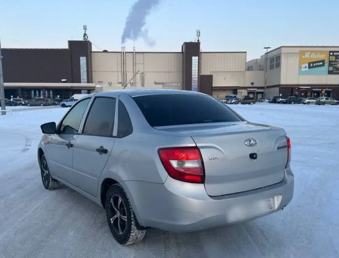 Продажа Lada Granta 2014г 1.6 - Авто в Неизвестно