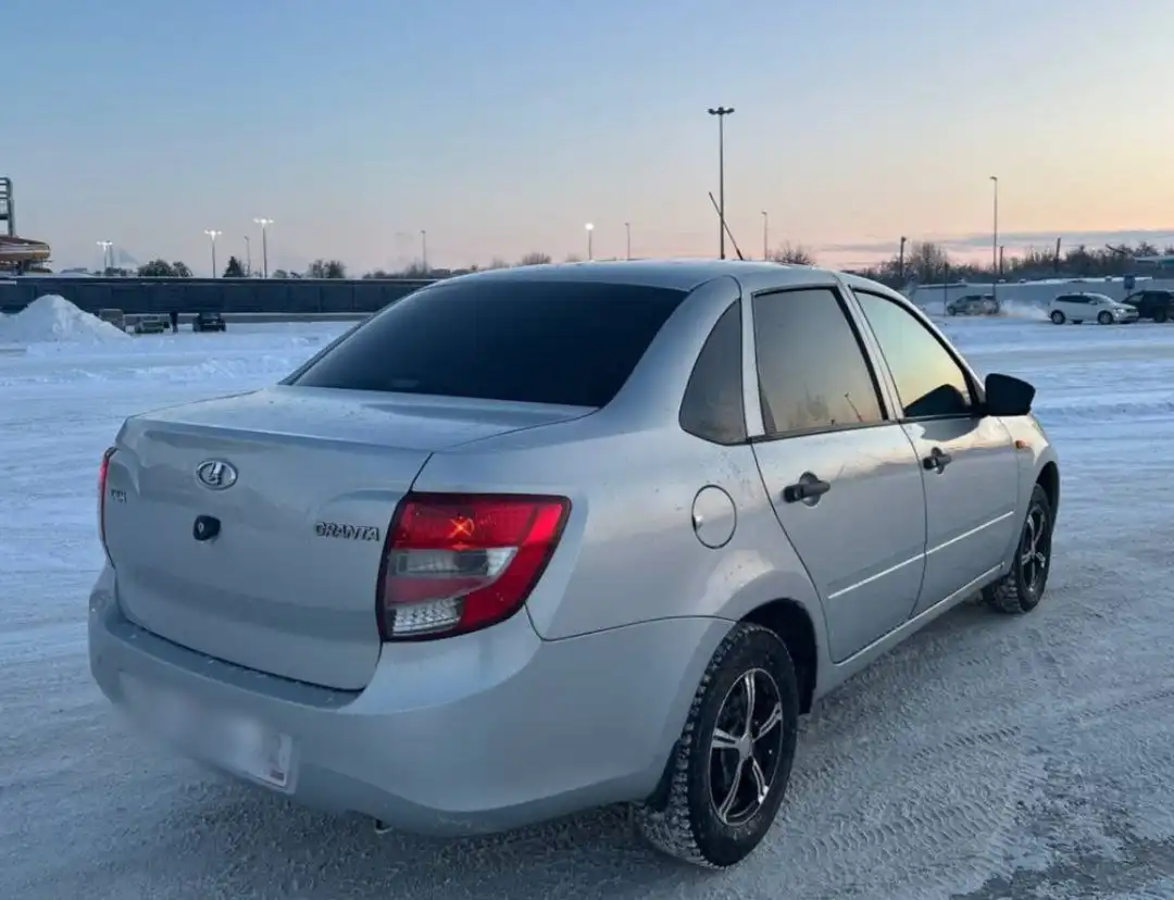 Продажа Lada Granta 2014г 1.6 - Авто в Неизвестно