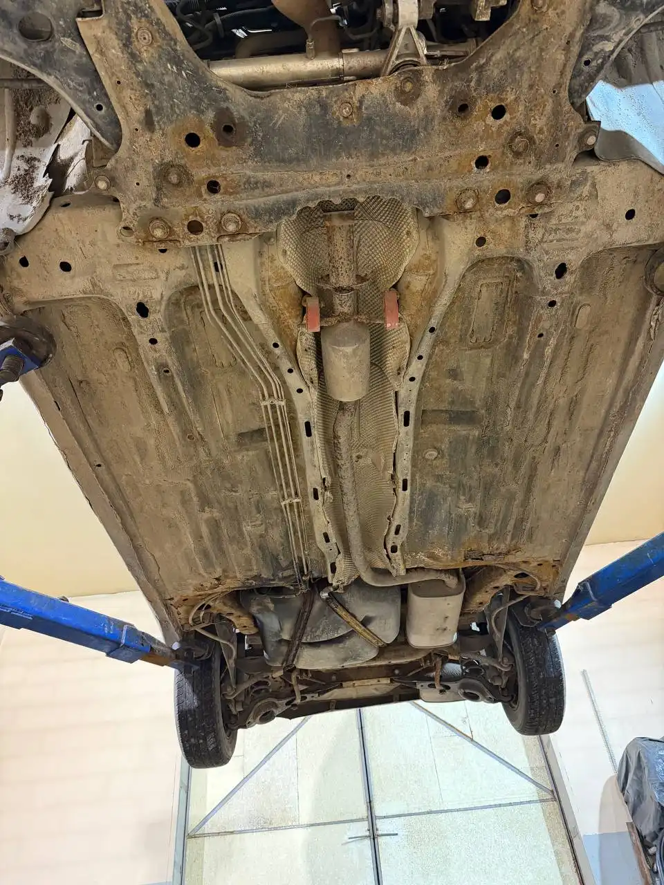 Продам автомобиль Ford Focus 2003 года - Легковые автомобили (Авто) в Брянская область