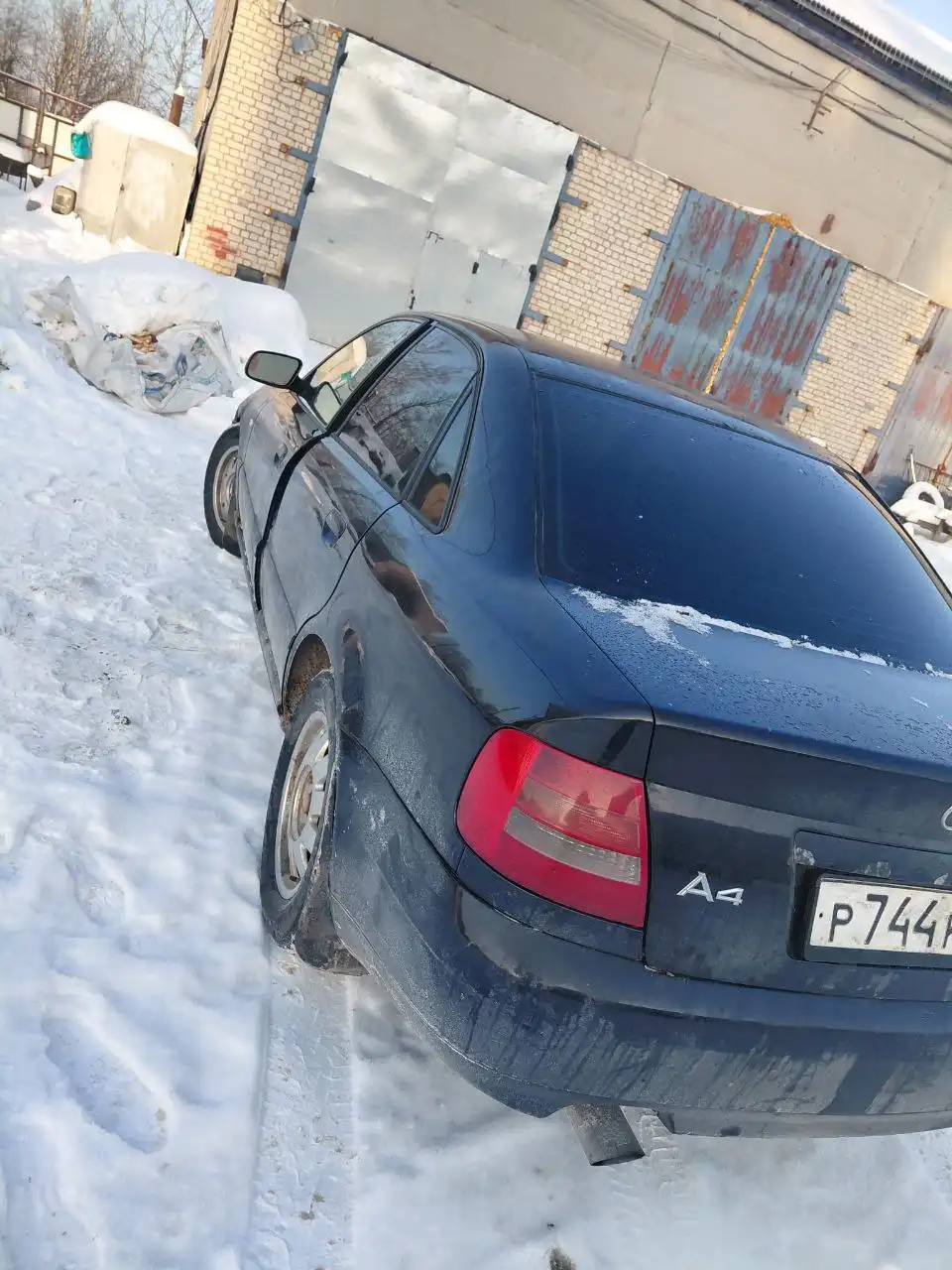 Продажа Audi A4 B5 с неисправной катушкой - Авто в Брянск