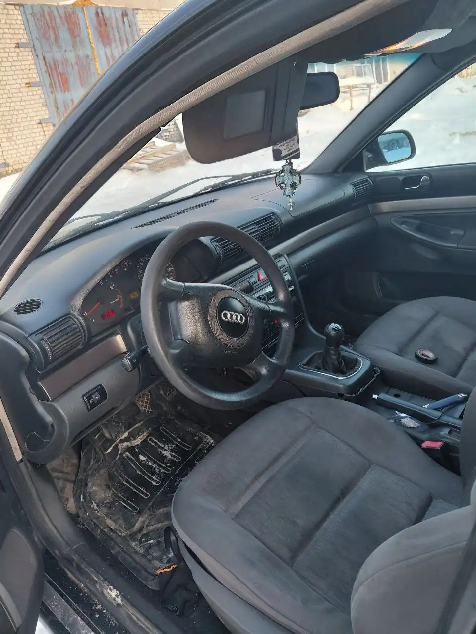 Продажа Audi A4 B5 с неисправной катушкой - Авто в Брянск