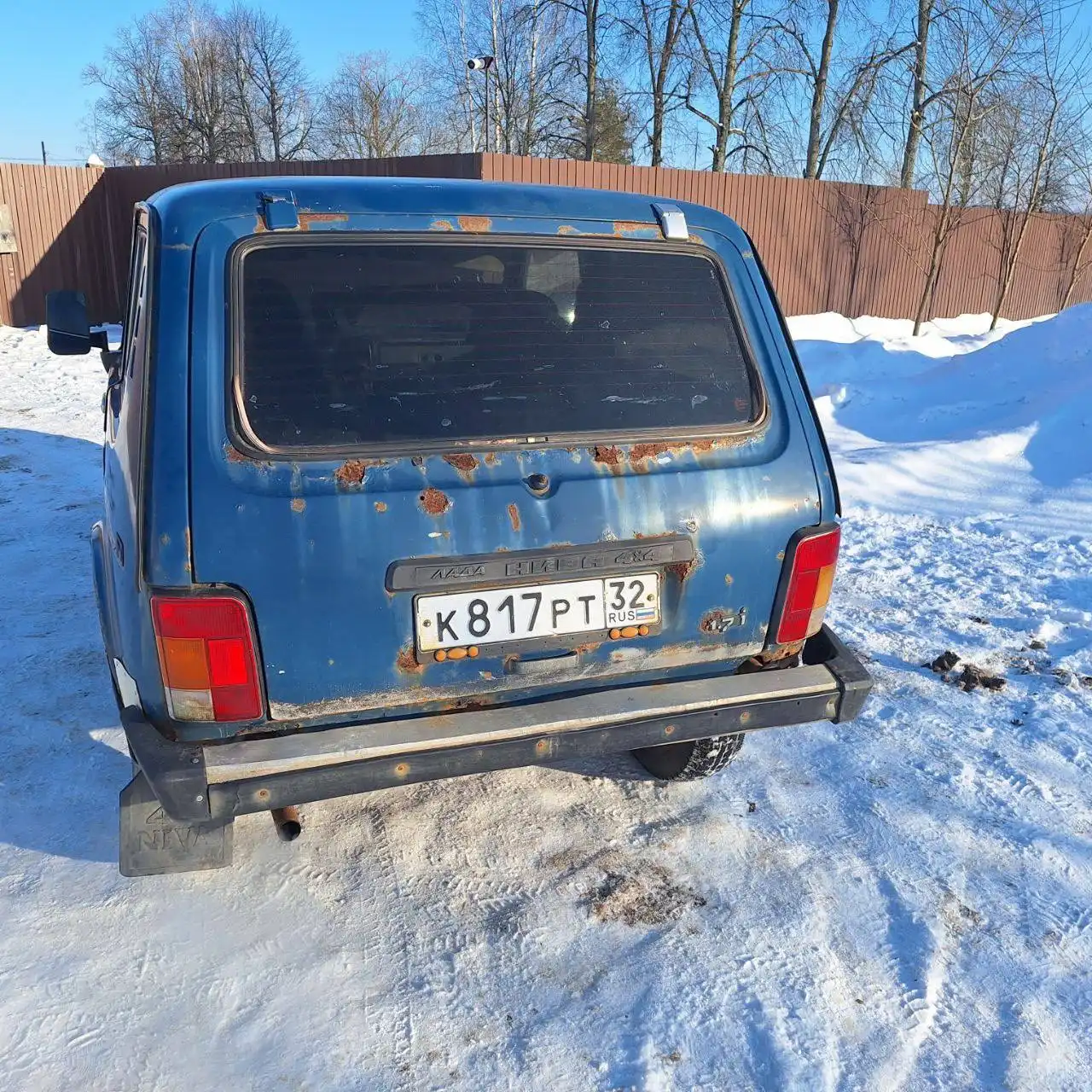 Автомобиль 2002 года с инжектором и дополнительными дверями - Авто в Брянск