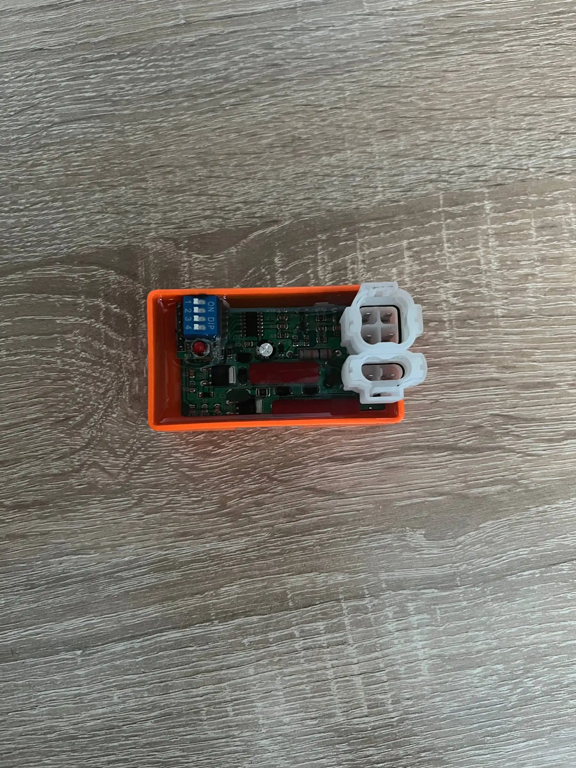 Продам спорт камутотор 6pin