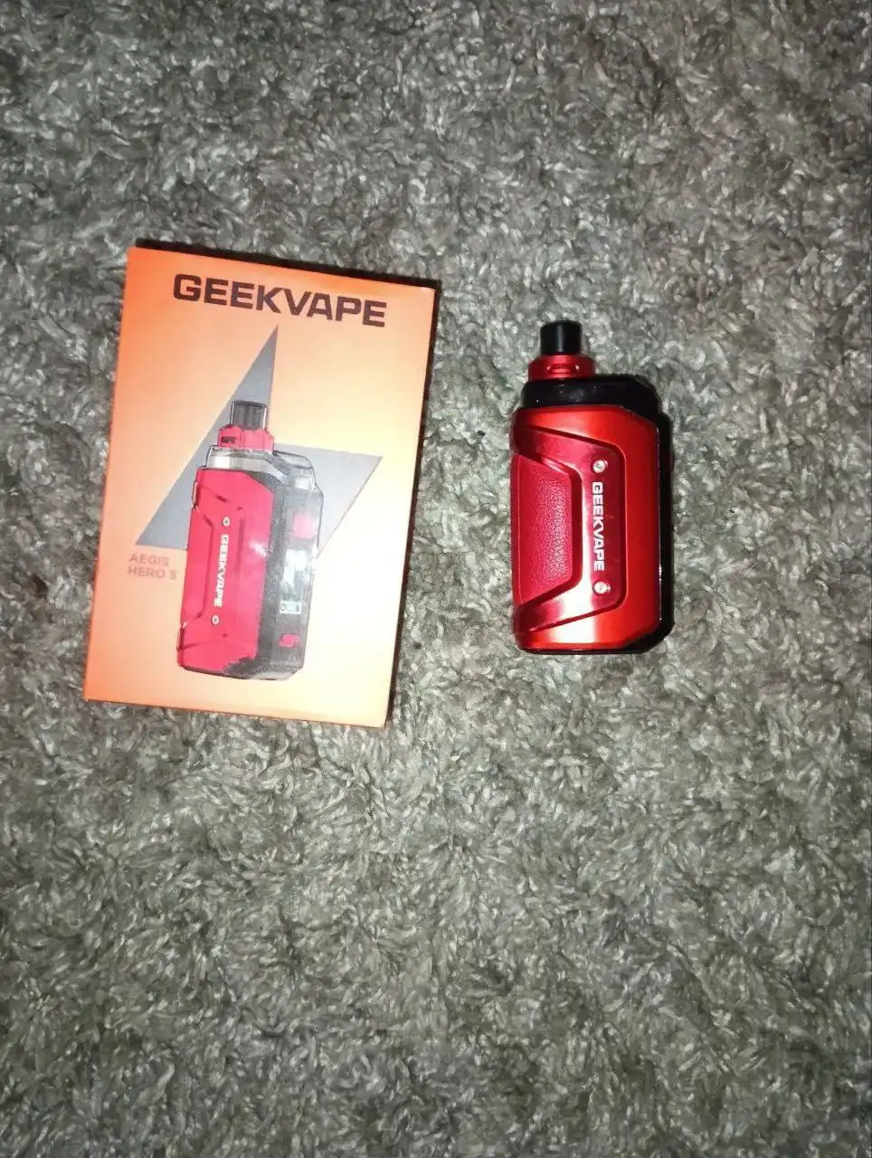 Продам телефон Hi 5