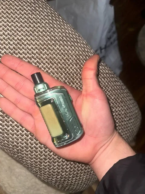 Срочная продажа в центре Омска - Барахолка в Омск