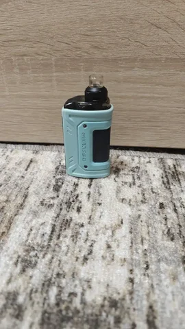 Продам срочно хирик 3 и жижу анархия 70 мг - Нефть в Омск