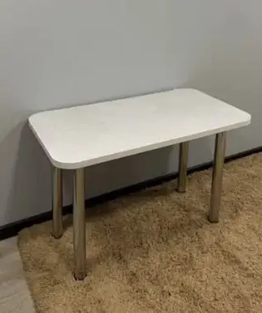 Стол с металлическими ножками - Картриджи для принтеров в Омск