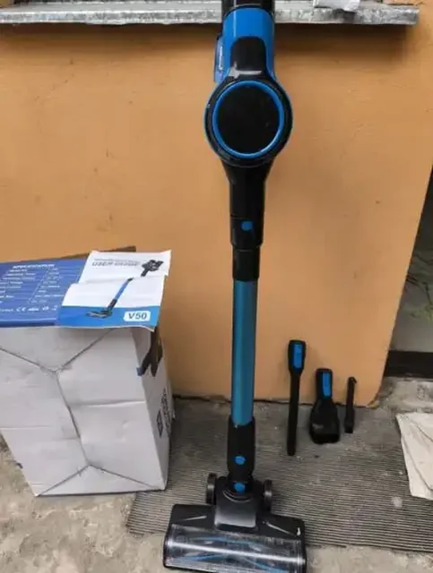 Пылесос на аккумуляторе в хорошем состоянии - Пылесосы в Омск