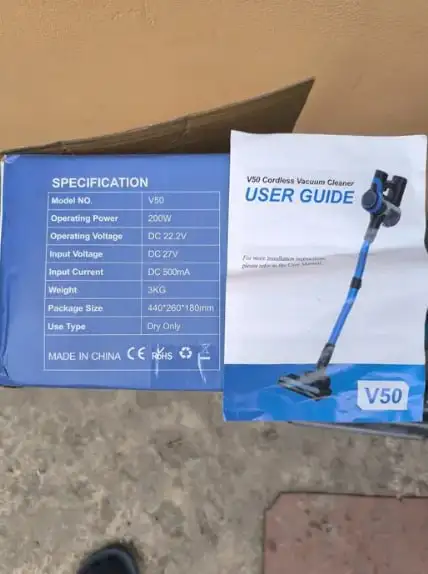 Пылесос на аккумуляторе в хорошем состоянии - Пылесосы (Барахолка) в Омск