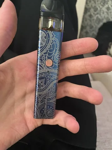 Продам PlayStation 4 Pro 1TB лимитированная версия - Компьютеры и комплектующие в Омск