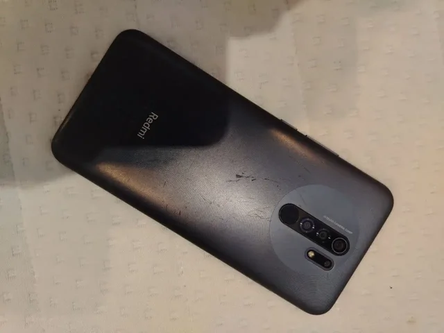Обменяю Redmi 9 на подик - частное объявление в Омск