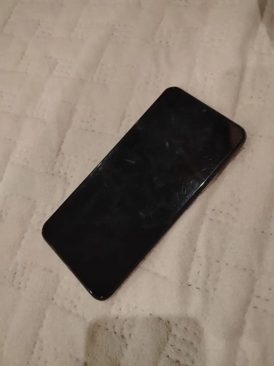 Обменяю Redmi 9 на подик - Смартфоны (Электроника) в Омск