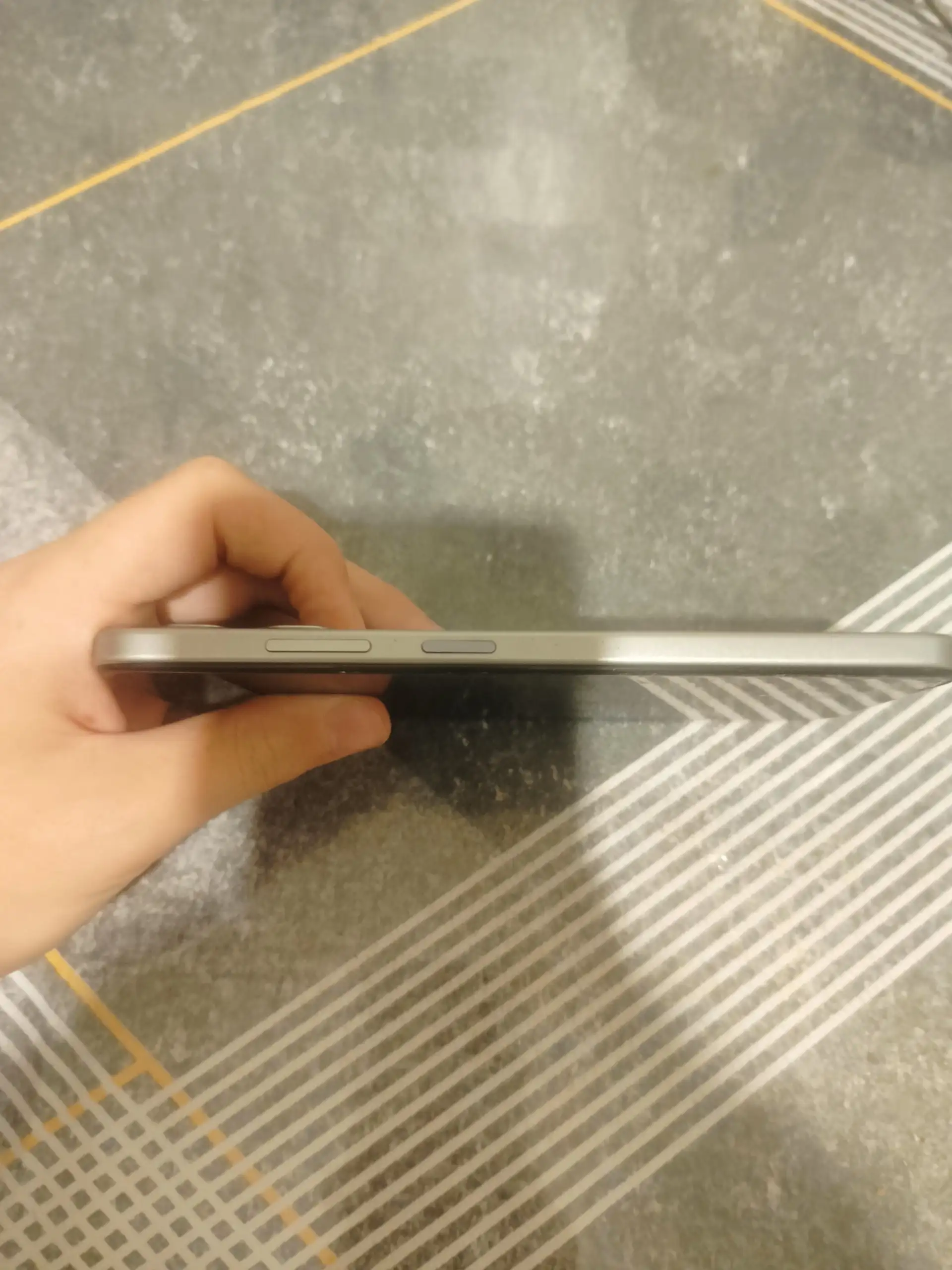 Продажа Infiniti Note 50i с разбитым экраном - Телефоны (Электроника) в Омск
