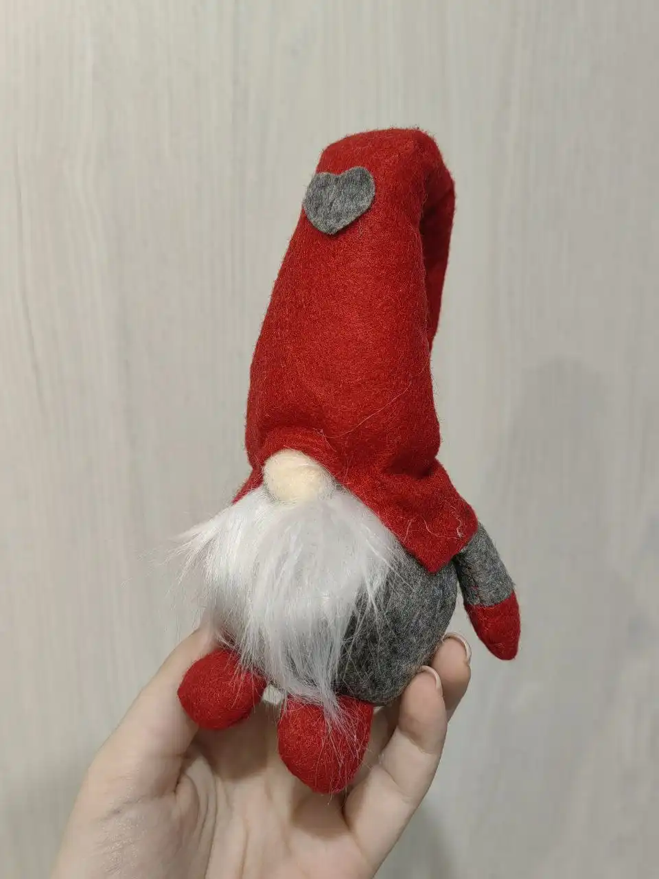 Продаются два гномика