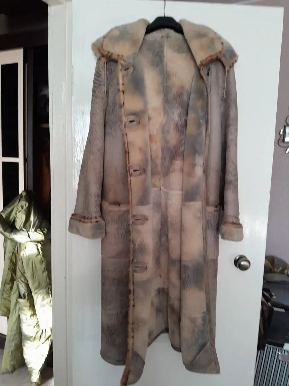 Женская дублёнка с капюшоном натуральная тёплая Турция