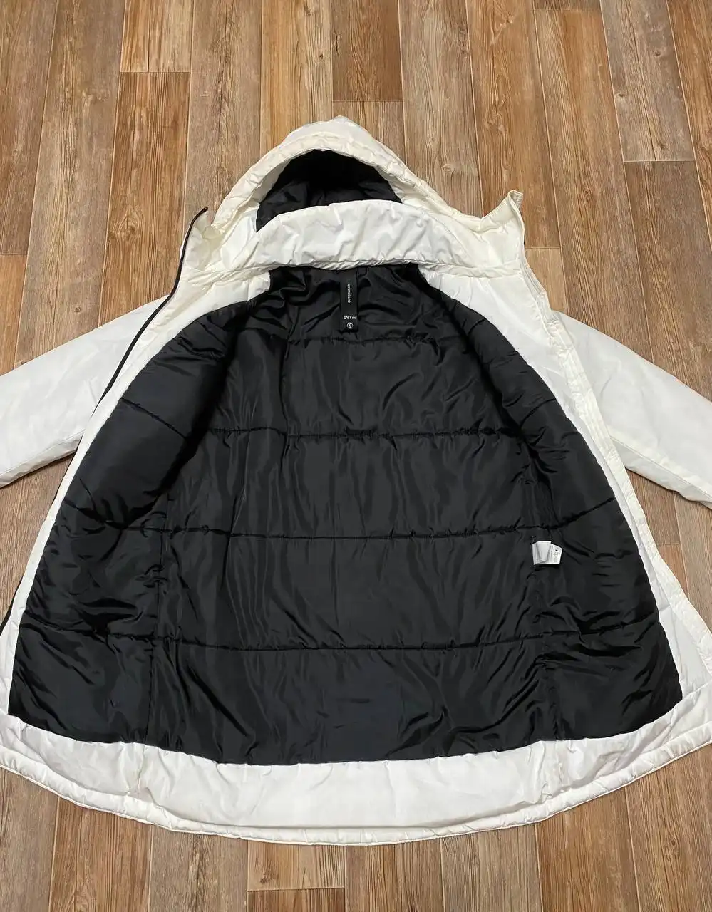 Весенний пуховик размер S - Верхняя одежда (Одежда) в Ангарск