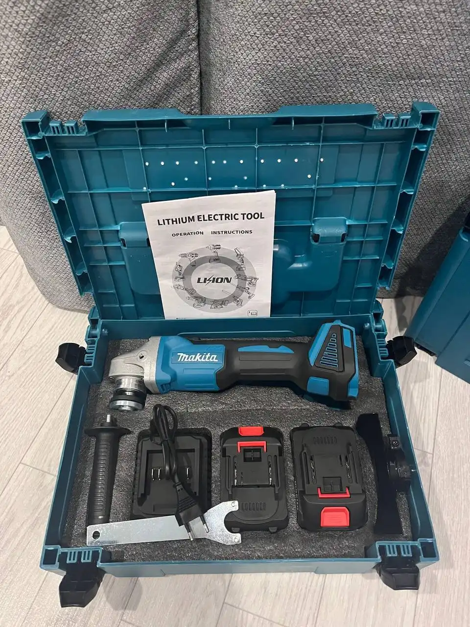 Продажа остатков инструмента Makita - Инструменты (Барахолка) в Иркутская область