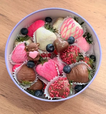 Клубника в шоколаде со скидкой - Растения и сад в Иркутская область