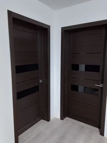 Установка межкомнатных и входных дверей - частное объявление в Хомутово